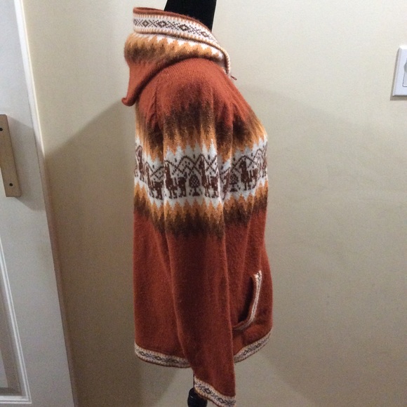 Handmade Alpaca hoodie sweater - Picture 3 of 8